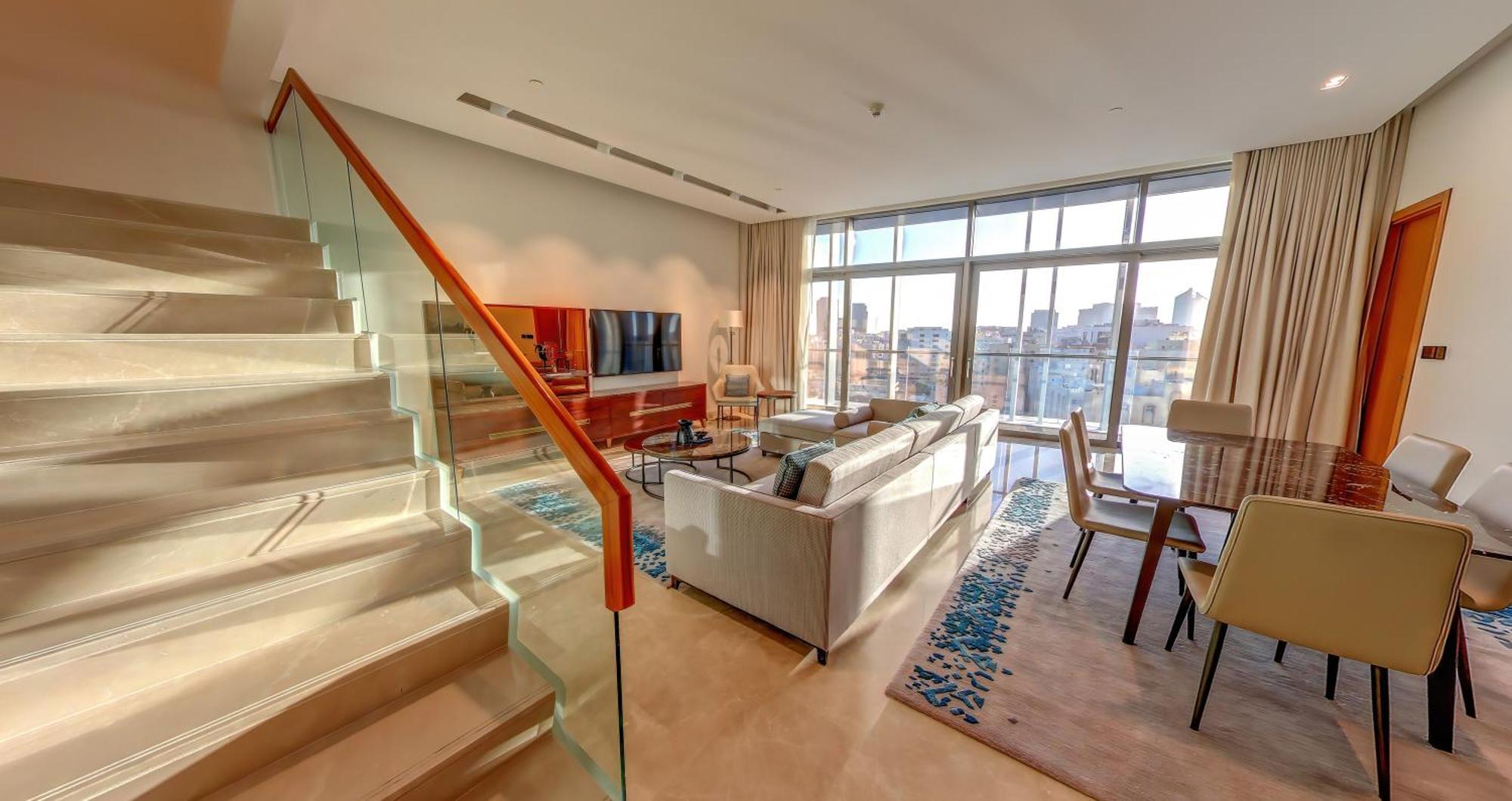 Banyan Tree Doha At La Cigale Mushaireb Exterior photo A living room in a typical apartment