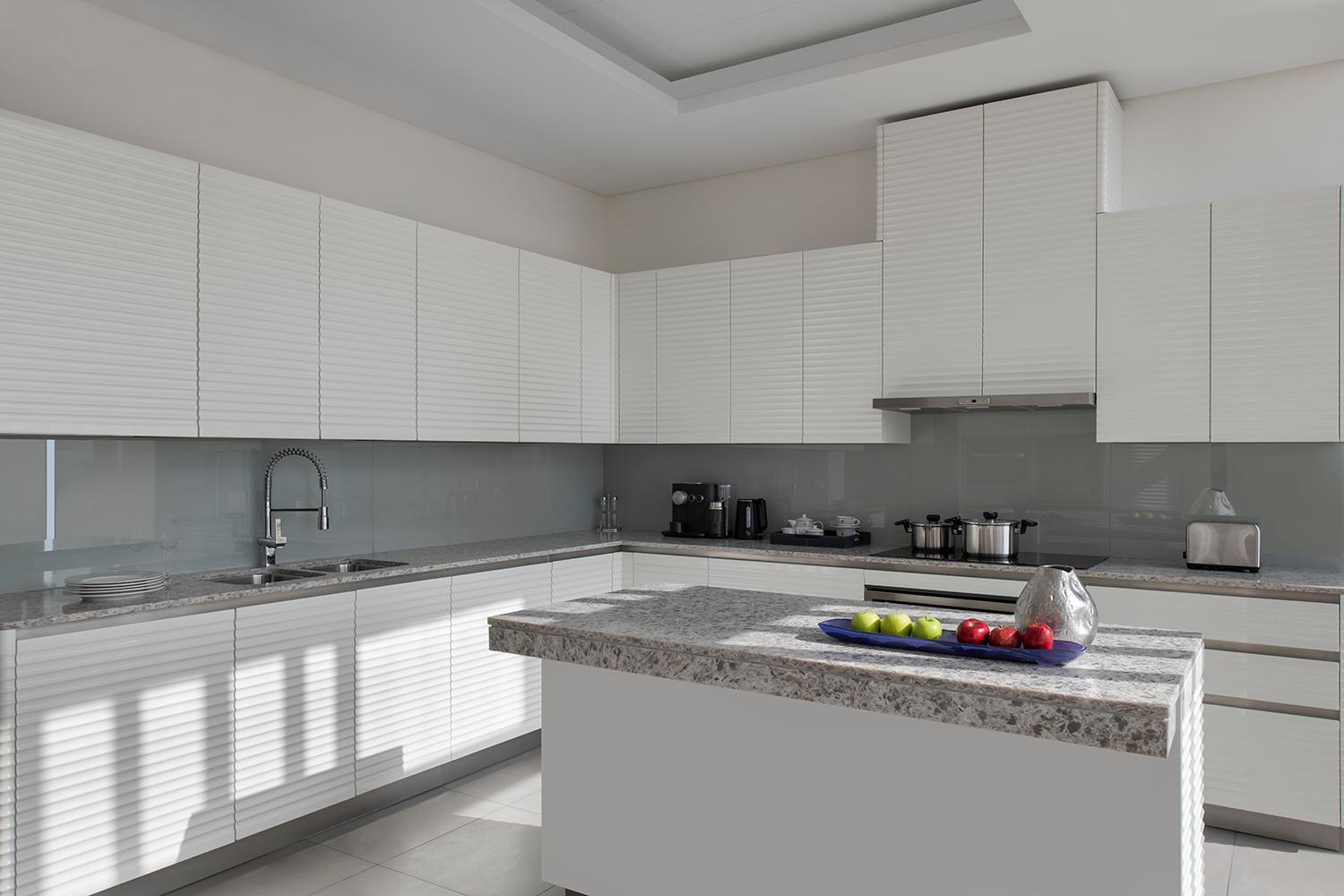 Banyan Tree Doha At La Cigale Mushaireb Room photo A modern kitchen
